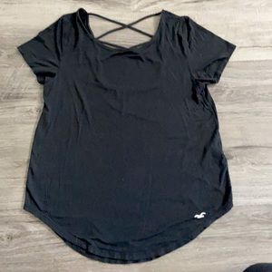 black basic Hollister tee